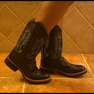 Justin ladies Ostrich boots with crepe sole